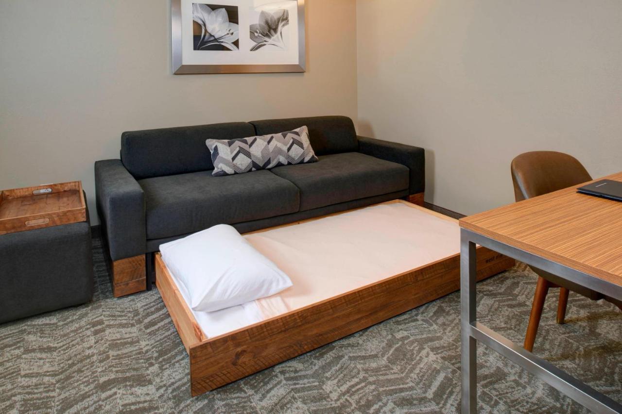 Springhill Suites St. Louis Brentwood Eksteriør bilde